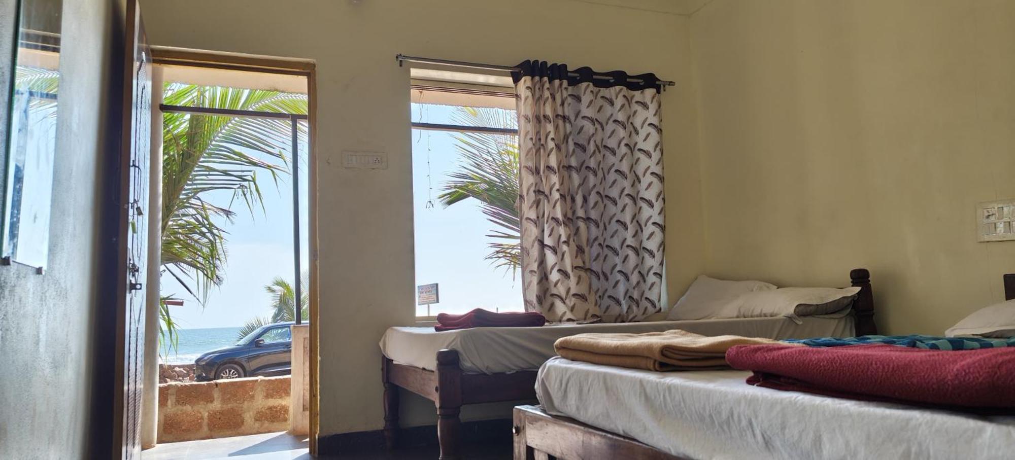 Gokarna Govekar Sea Facing Rooms Esterno foto