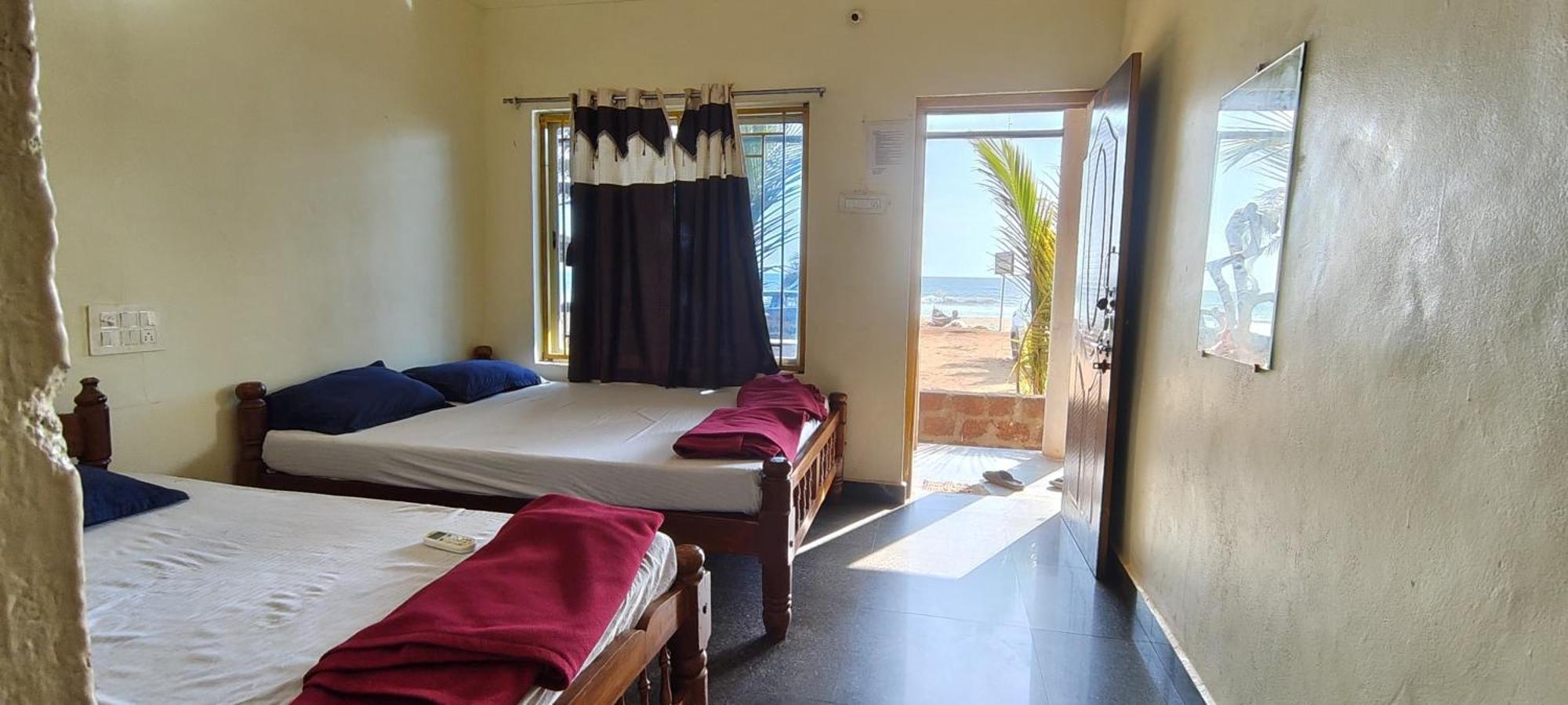 Gokarna Govekar Sea Facing Rooms Esterno foto